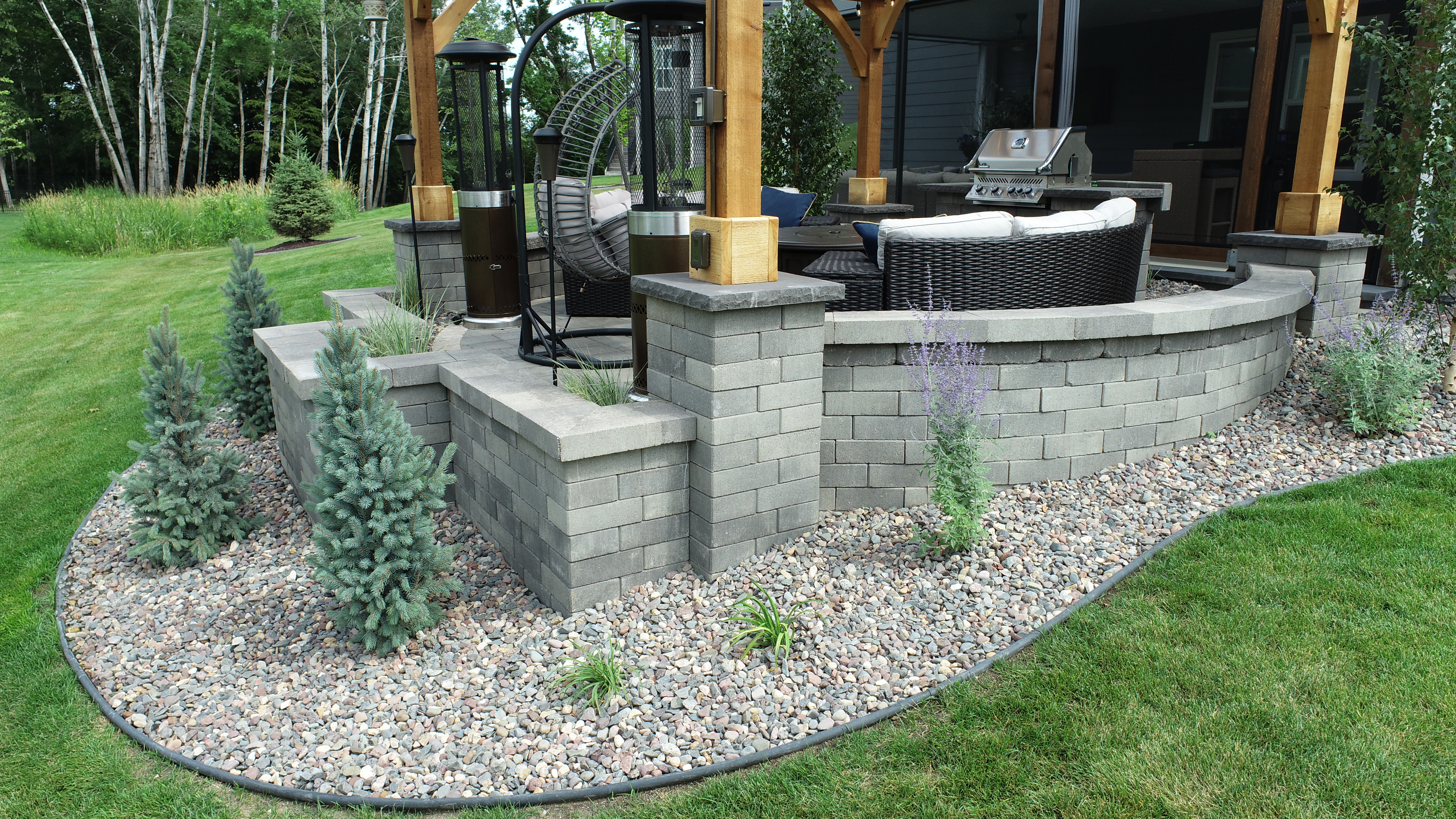 Ledgestone Smooth Raised Patio with Columns, Curves and Corners